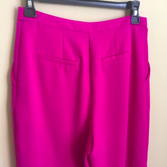 ☀️ENDLESS ROSE 🌹💕tapered leg bright pink pant - Picture 12 of 15